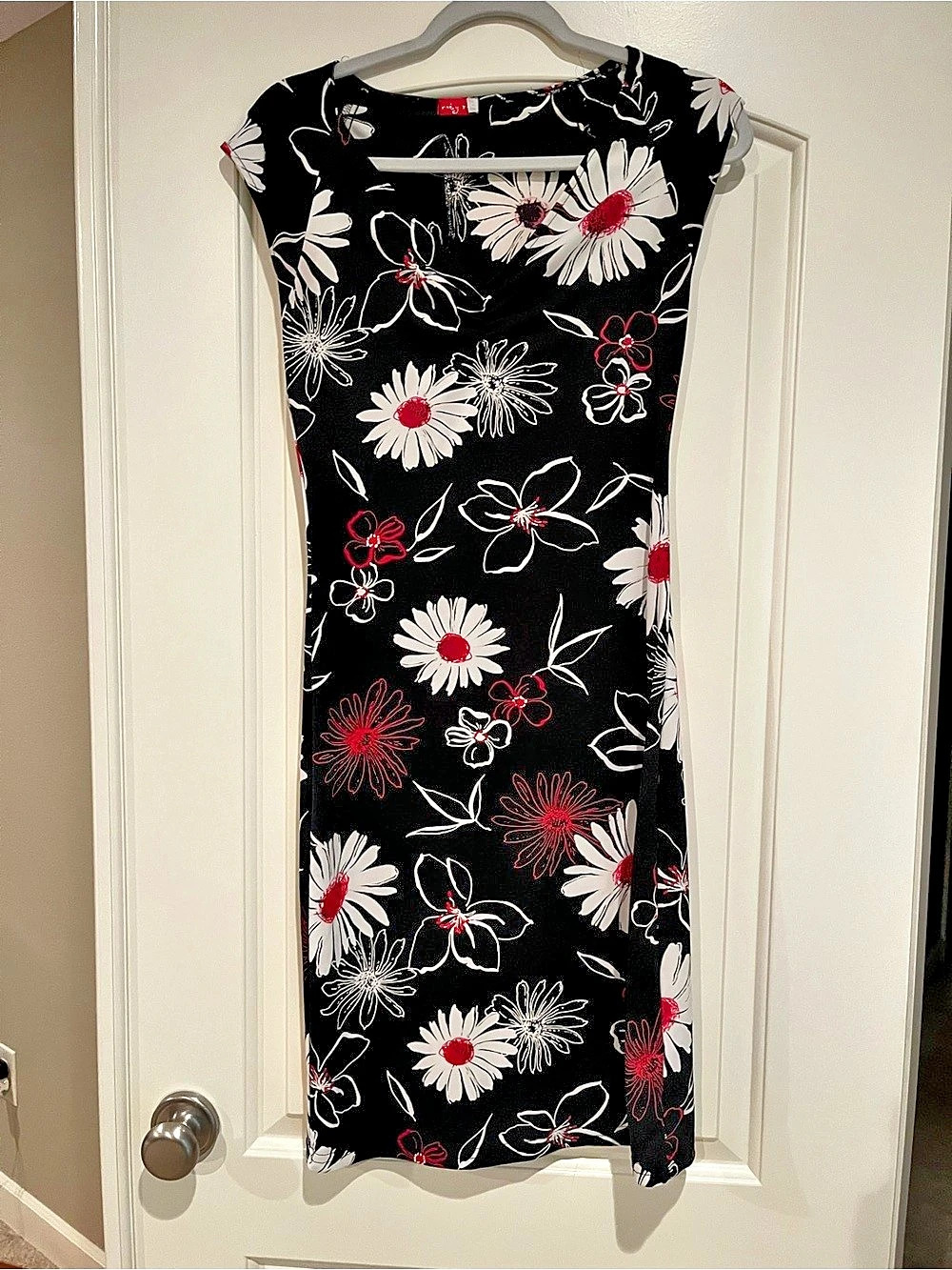 Ruby Rox Floral Mini Dress in Black & White Size Medium